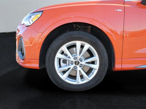 Used 2025 Audi Q3 2.0T Premium image 11