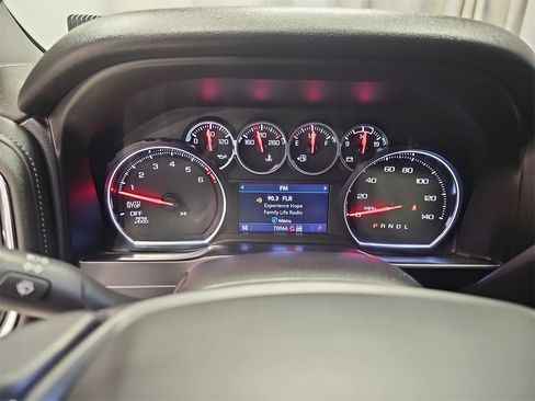 Used 2021 Chevrolet Silverado 1500 LT Trail Boss w/ Convenience Package II image 18