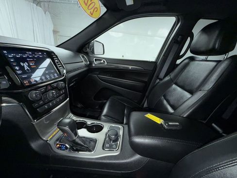 Used 2022 Jeep Grand Cherokee Limited w/ Tech Group image 4