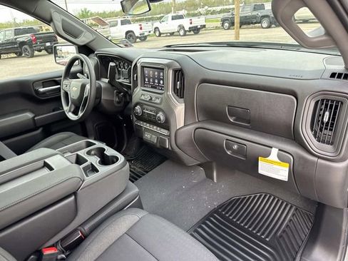 New 2026 Chevrolet Silverado 1500 Custom w/ Turbomax Blackout Package image 31