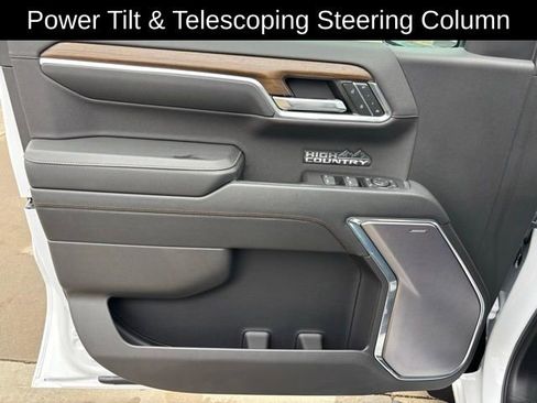 Used 2023 Chevrolet Silverado 1500 High Country w/ Technology Package image 22