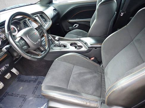 Used 2022 Dodge Challenger R/T Scat Pack RWD image 7