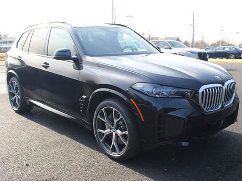 New 2026 BMW X5 xDrive50e w/ M Sport Package image 1