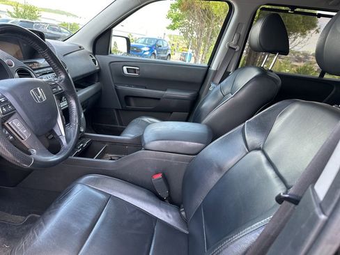 Used 2015 Honda Pilot Touring image 9