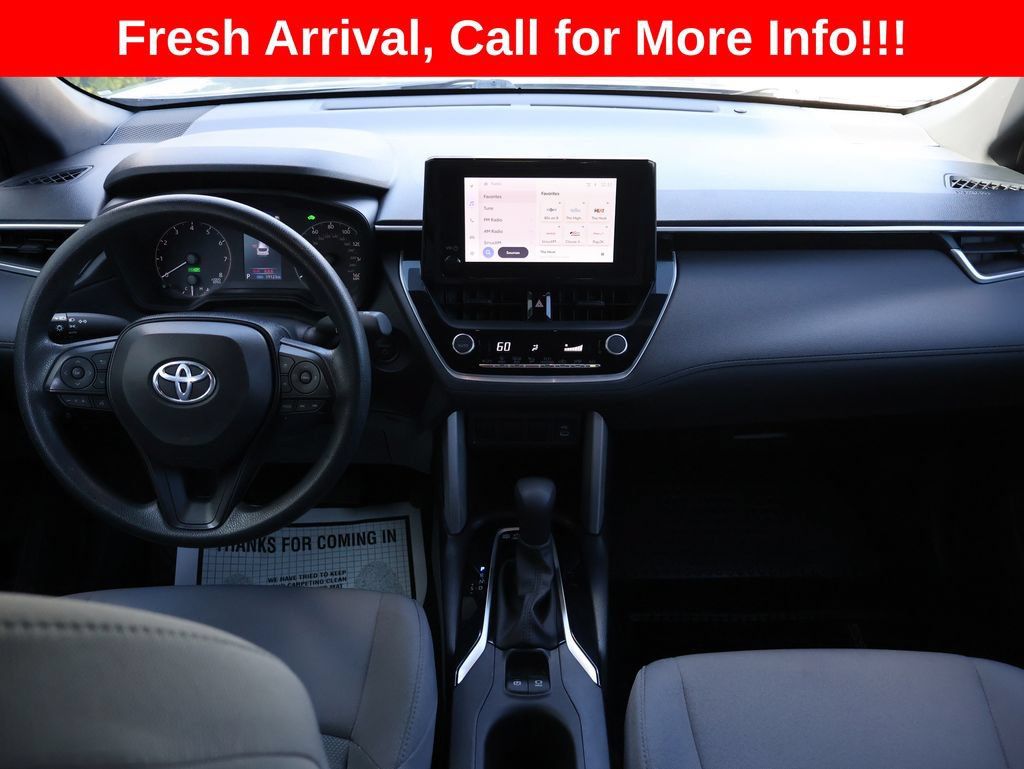 Used 2024 Toyota Corolla Cross AWD Hybrid image 12