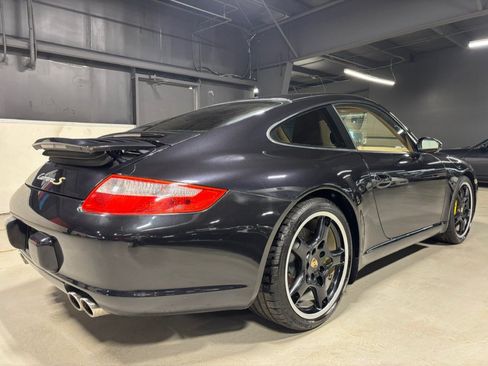 Used 2005 Porsche 911 Carrera S RWD image 28