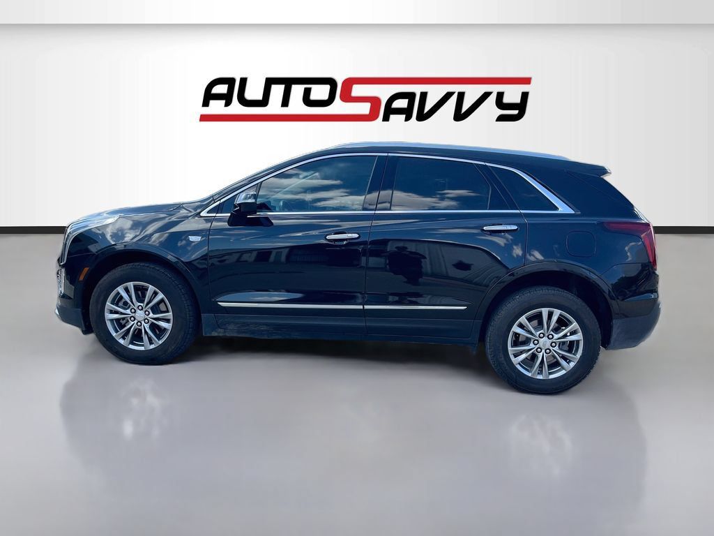 Used 2022 Cadillac XT5 Premium Luxury w/ LPO, Floor Liner Package FWD image 4