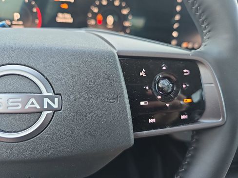 Used 2025 Nissan Murano SL AWD/4WD image 18