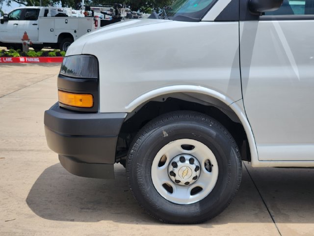 New 2025 Chevrolet Express 2500 w/ Driver Convenience Package RWD image 14