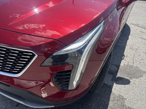 Used 2019 Cadillac XT4 Premium Luxury AWD/4WD image 10