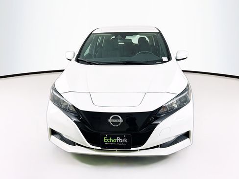 Used 2024 Nissan Leaf S FWD image 2