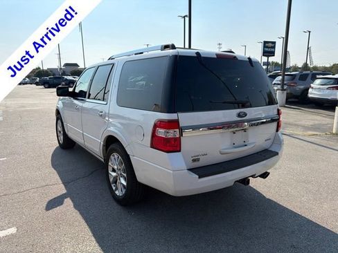 Used 2017 Ford Expedition Limited w/ Equipment Group 301A RWD image 5