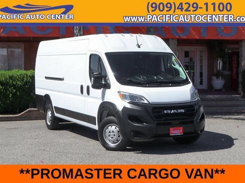 Used 2023 RAM ProMaster 3500 FWD image 1