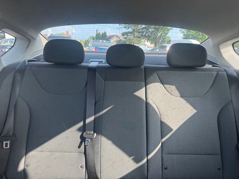 Used 2025 Kia K4 FWD image 27