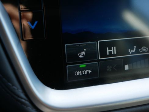 Used 2023 Subaru Outback Onyx Edition XT image 28