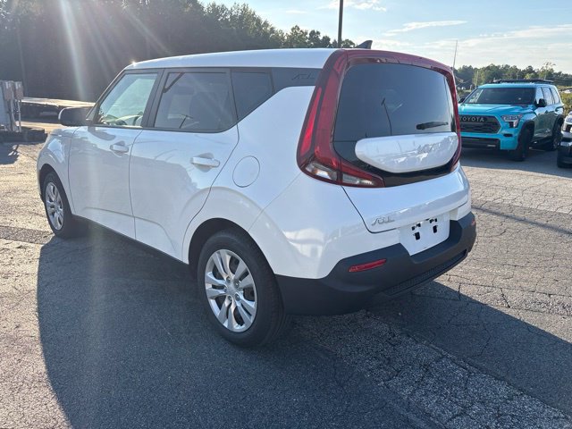 Used 2022 Kia Soul LX FWD image 7