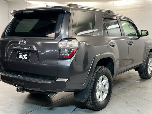 Used 2019 Toyota 4Runner SR5 AWD/4WD image 6