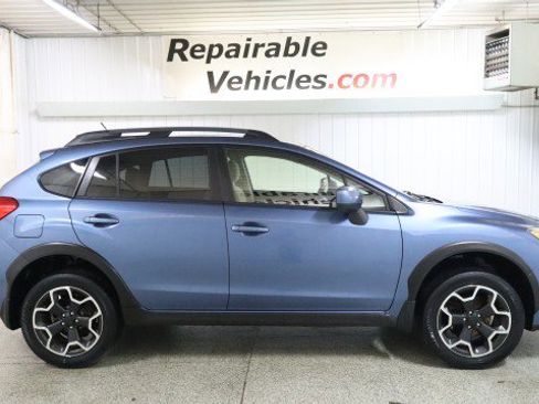 Used 2014 Subaru Crosstrek 2.0i Premium w/ Popular Package #1 AWD/4WD image 4