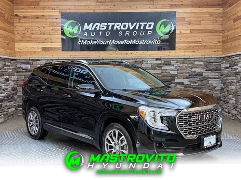 Used 2023 GMC Terrain Denali w/ LPO, Floor Liner Package AWD/4WD image 1