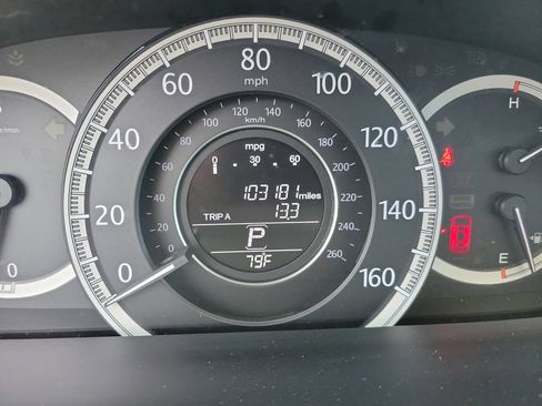 Used 2014 Honda Accord EX image 30