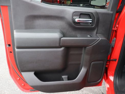 Used 2020 Chevrolet Silverado 1500 Custom w/ Custom Value Package AWD/4WD image 20