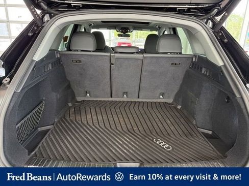 Used 2025 Audi Q5 Premium Plus w/ Premium Plus AWD/4WD image 5