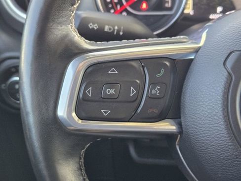 Certified 2021 Jeep Gladiator Rubicon AWD/4WD image 29