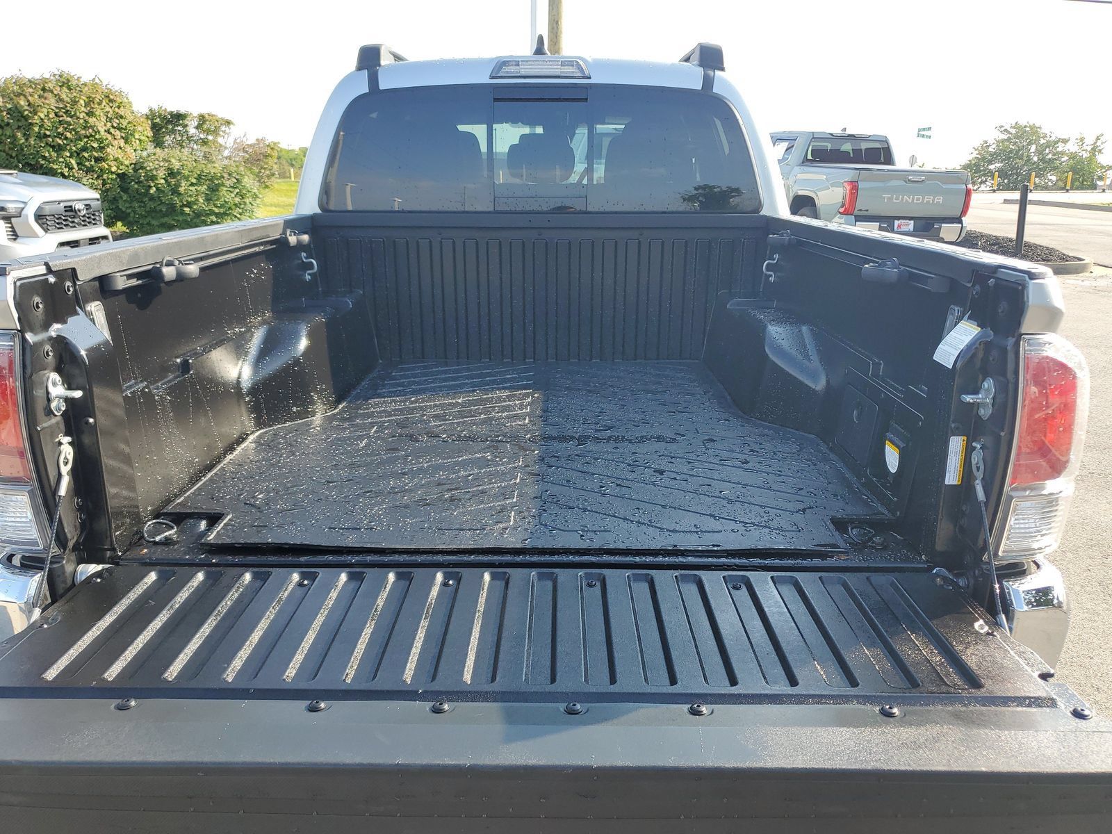 Certified 2023 Toyota Tacoma TRD Off-Road AWD/4WD image 8