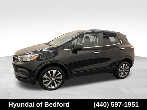Used 2022 Buick Encore Preferred AWD/4WD image 9