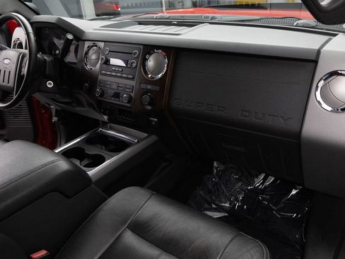 Used 2012 Ford F250 Lariat w/ Lariat Interior Pkg image 29