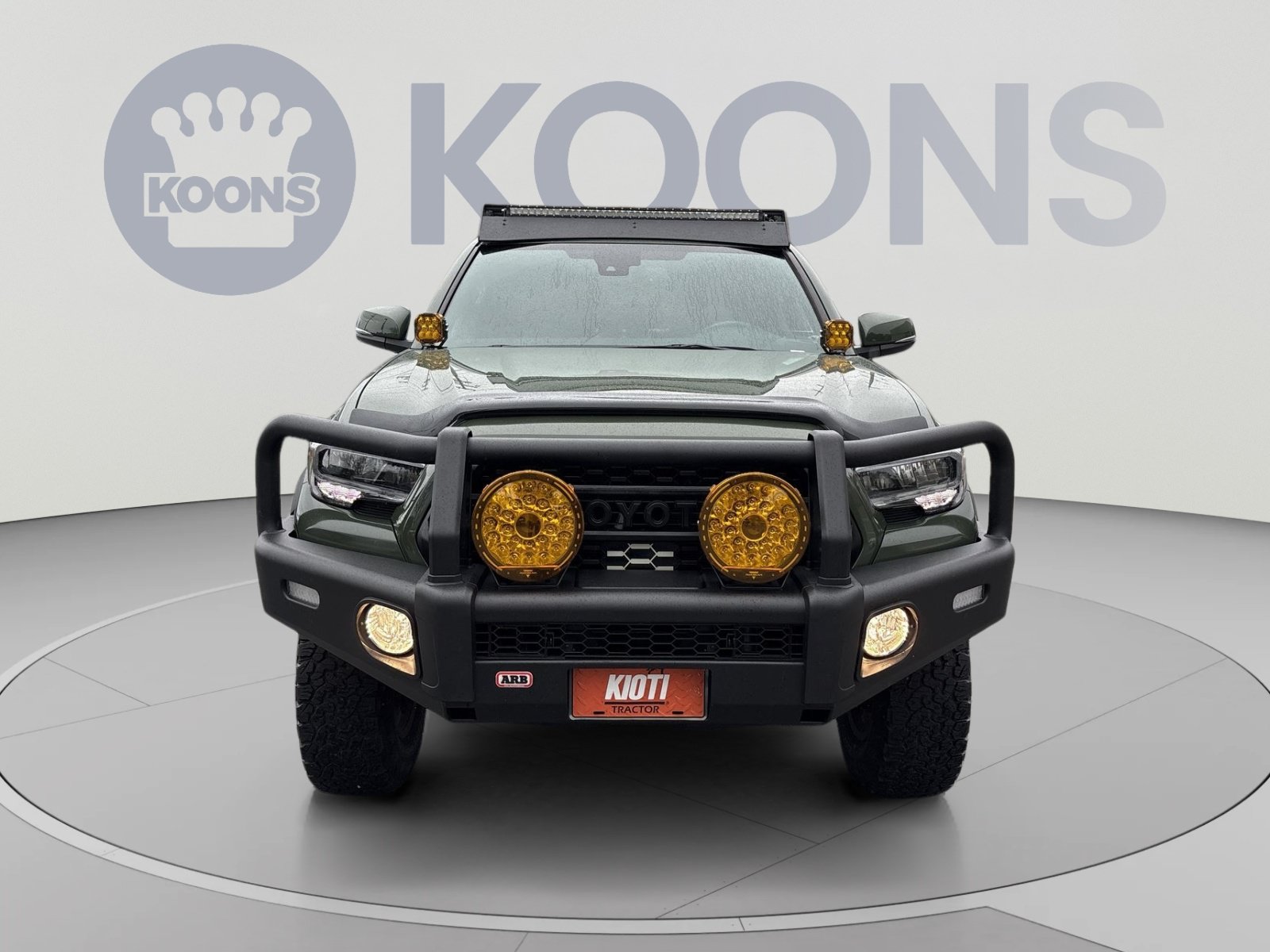 Used 2021 Toyota Tacoma TRD Off-Road w/ Technology Package AWD/4WD image 11