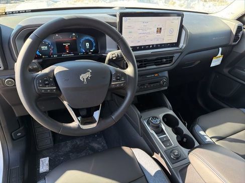 New 2025 Ford Bronco Sport Outer Banks image 11