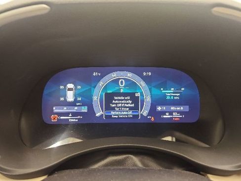 Used 2025 Toyota Highlander Limited AWD/4WD image 56