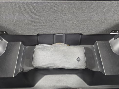 Used 2024 Rivian R1S Adventure AWD/4WD image 14
