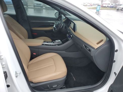 Used 2022 Hyundai Sonata Limited image 32