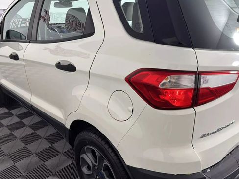 Used 2018 Ford EcoSport S image 20