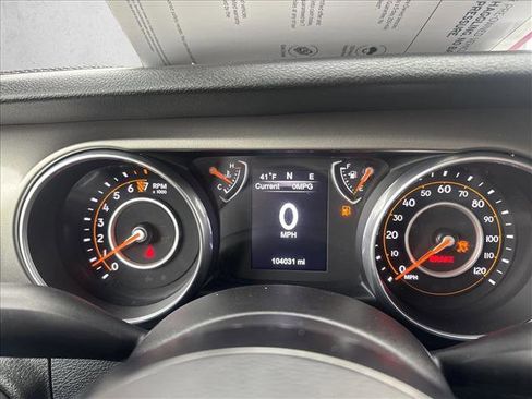 Used 2018 Jeep Wrangler Unlimited Sport AWD/4WD image 15