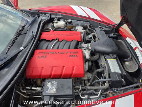 Used 2006 Chevrolet Corvette Z06 w/ Preferred Equipment Group image 40