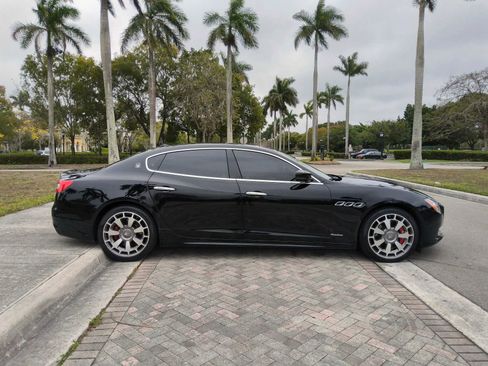 Used 2017 Maserati Quattroporte GTS GranLusso RWD image 17