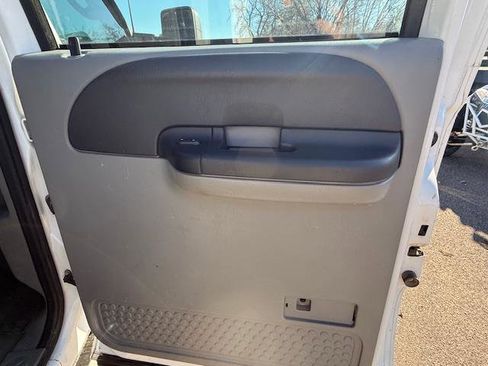 Used 2007 Ford F350 XLT image 16