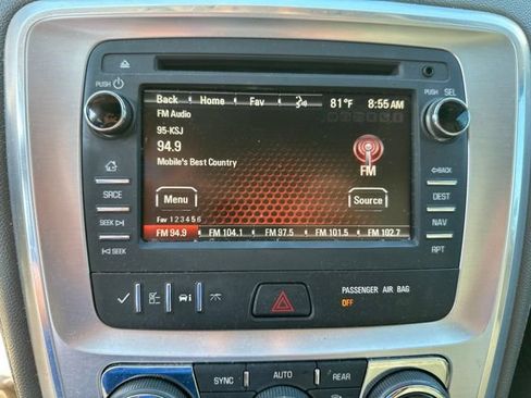 Used 2015 GMC Acadia SLT FWD image 14
