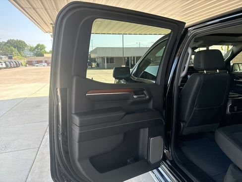 Used 2024 GMC Sierra 1500 Denali w/ Technology Package AWD/4WD image 20