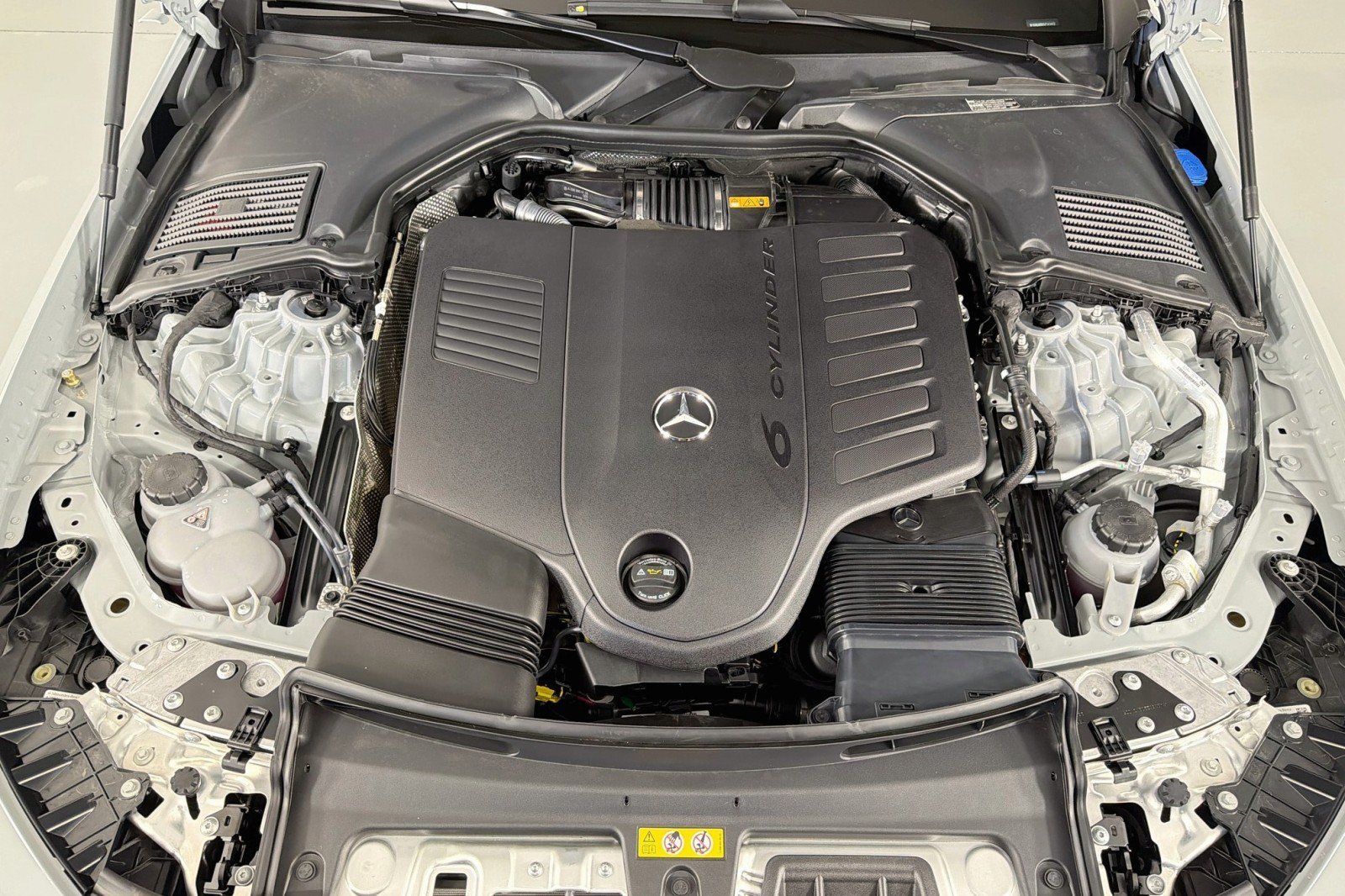 New 2027 Mercedes-Benz CLE 450 4MATIC Coupe image 10