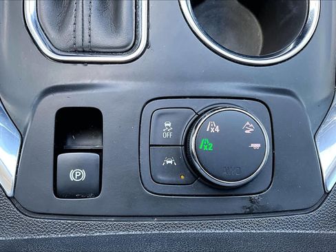 Used 2019 Chevrolet Traverse High Country AWD/4WD image 29