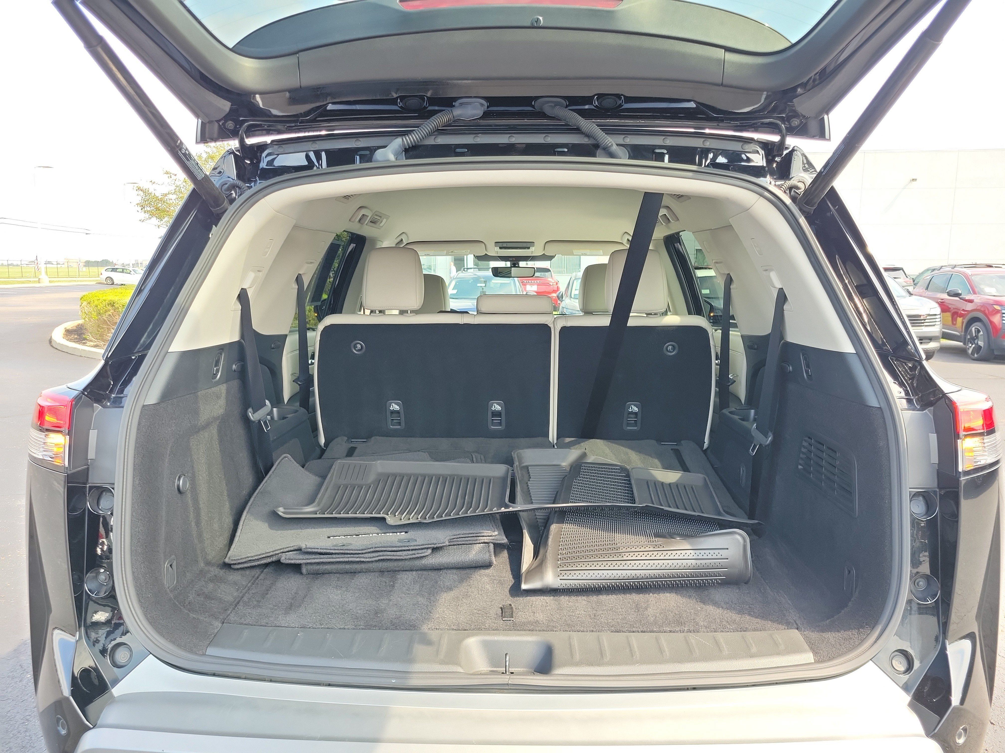 Certified 2024 Nissan Pathfinder SL AWD/4WD image 8