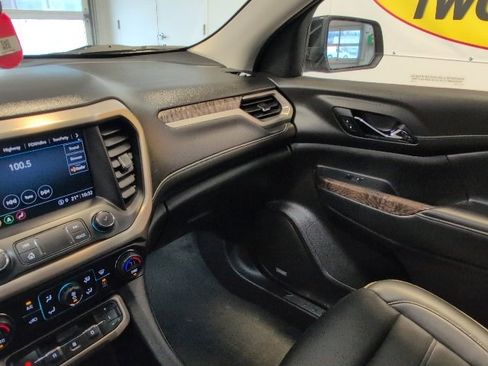 Used 2021 GMC Acadia Denali w/ GMC Pro Grade Package image 26