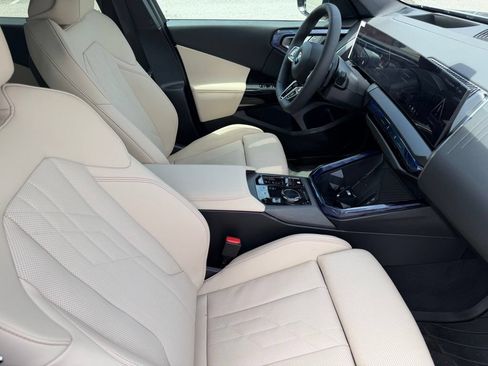 Used 2026 BMW X3 xDrive30i w/ Premium Package AWD/4WD image 17