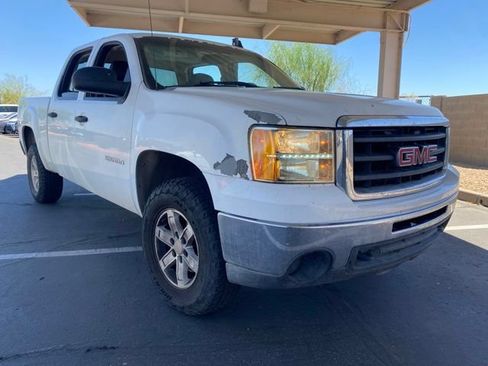 Used 2010 GMC Sierra 1500 SLE w/ Power Pack Plus AWD/4WD image 4