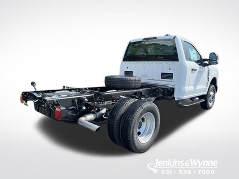New 2026 Ford F350 XL w/ XL Chrome Package AWD/4WD image 3