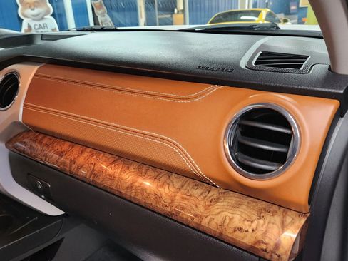 Used 2016 Toyota Tundra 1794 Edition image 17